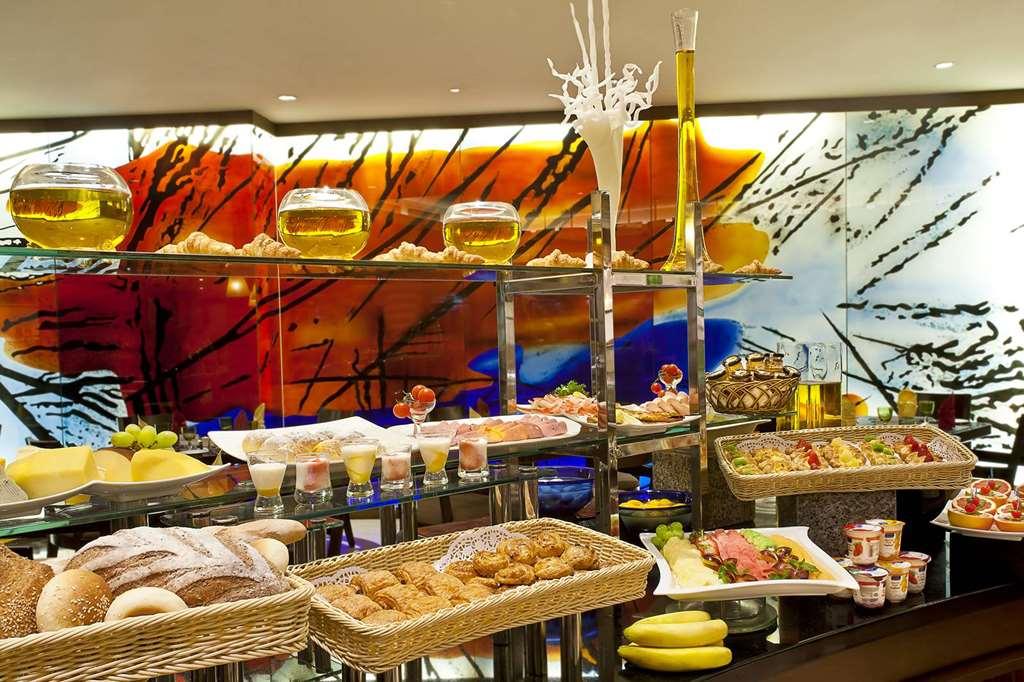 Gulf Hotel Bahrain Manama Exterior photo